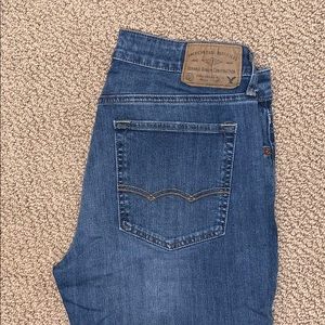American Eagle Slim Straight Jeans